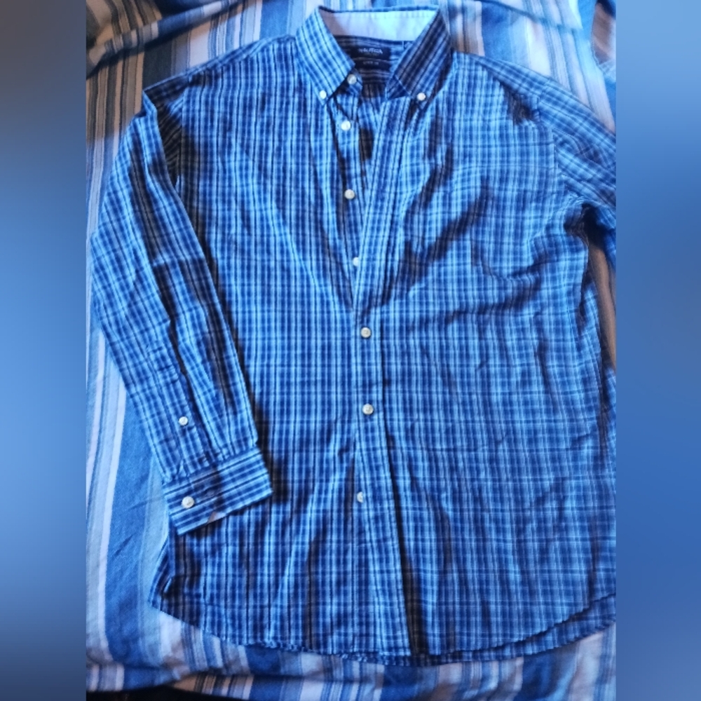 NAUTICA MENS Wrinkle Resistant Cotton Long Sleeve Shirt Size 16 32/33